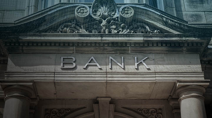 How can banks counteract the GAFA threat?